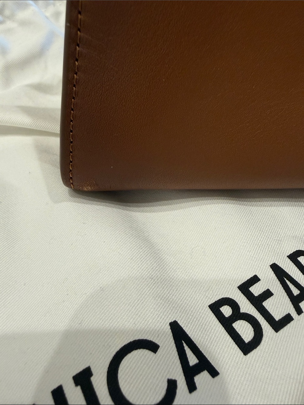 Veronica Beard large dash bag in hazelwood with crossbody strap and care bag - Picture 12 of 13